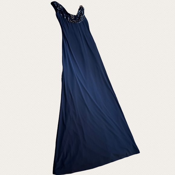Betsy & Adam navy blue GOWN with sequins Size 6 - Picture 1 of 8